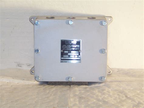 n7 cast junction box|NEMA 7 / 9 Hazardous Location Enclosures .